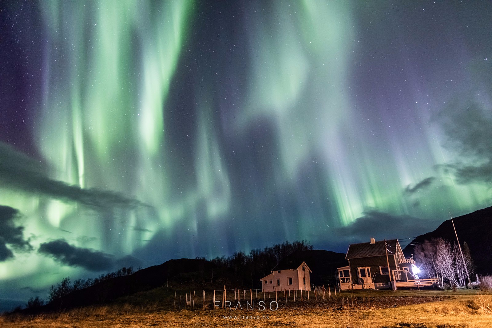 Landscape | Overseas | Chasing the Aurora | Lyfjord, Norway
