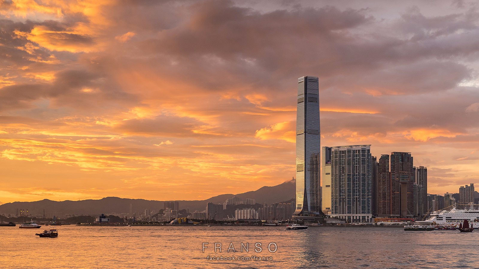 Cityscape | Hong Kong | burning sky | ICC
